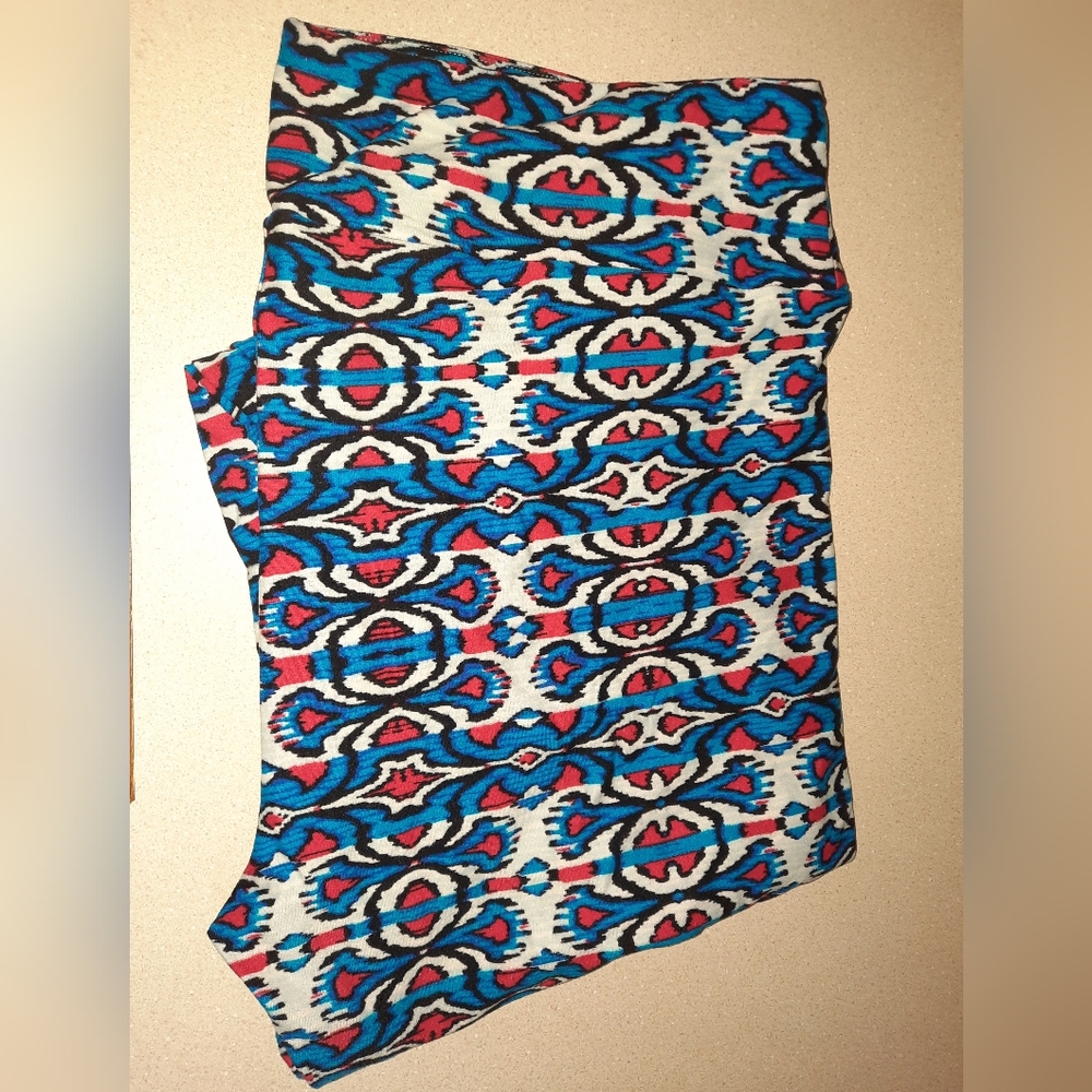Lularoe T&C (Tall & Curvy) leggings
